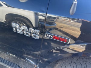2018 RAM 1500 Laramie Crew Cab 4x4 5&#39;7&quot; Box