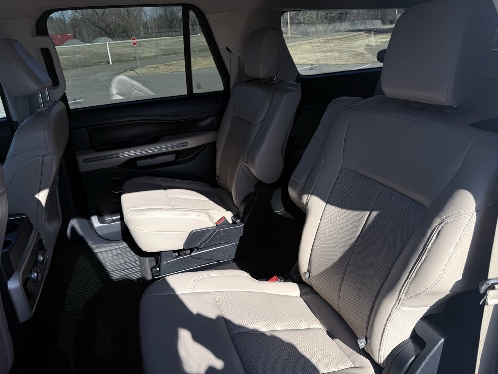 2022 Ford Expedition XLT MAX