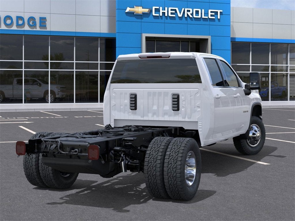 2026 Chevrolet Silverado 3500 HD Chassis Cab LT