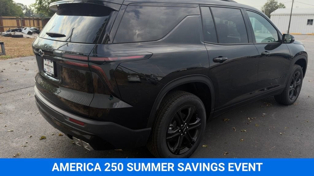 2027 Chevrolet Traverse LT