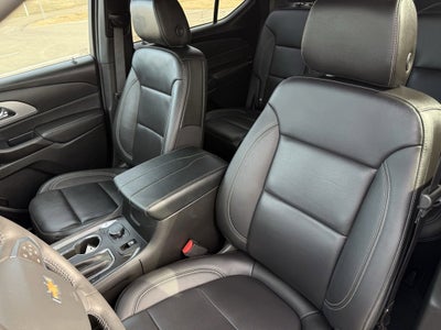 2022 Chevrolet Traverse LT Leather