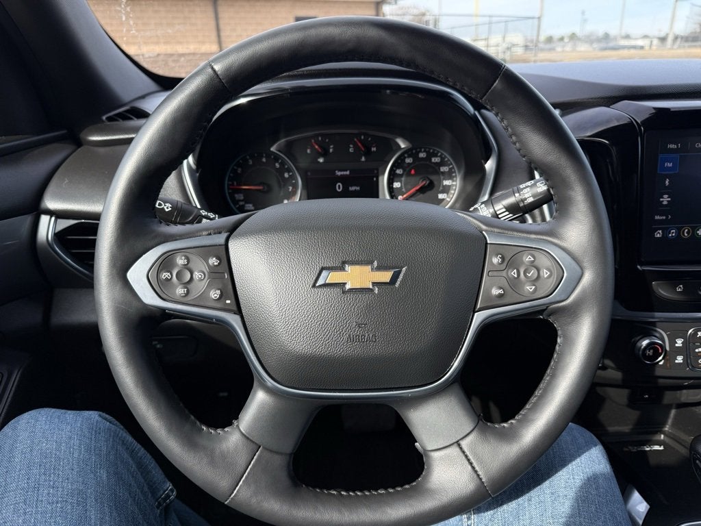 2022 Chevrolet Traverse LT Leather