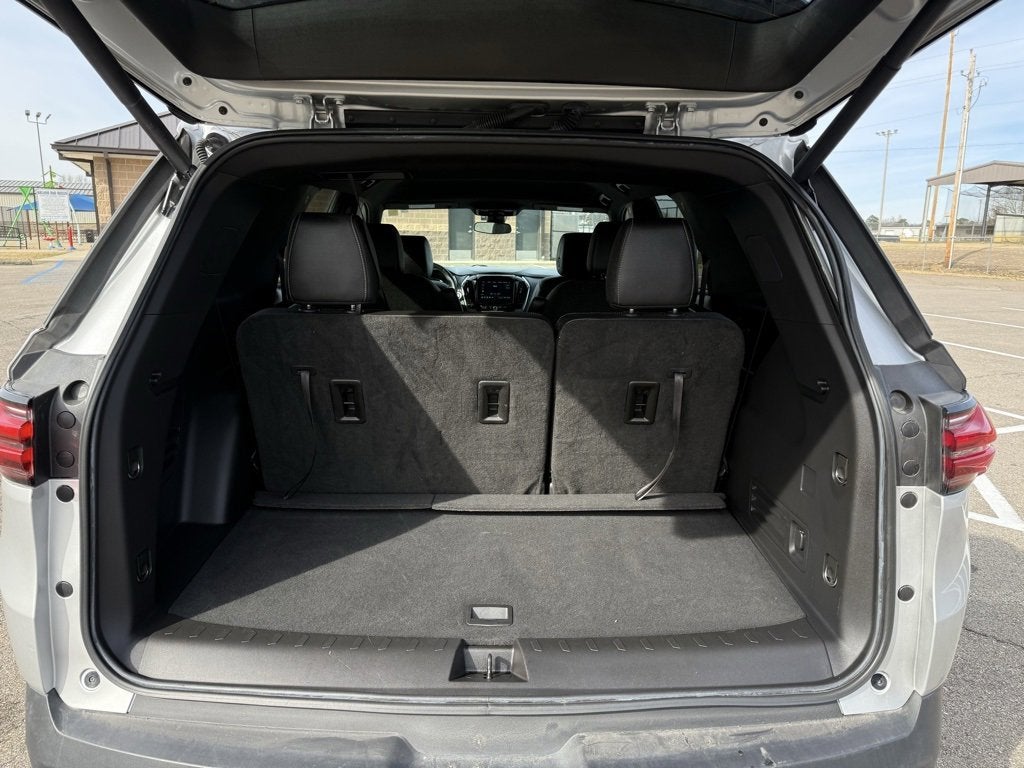 2022 Chevrolet Traverse LT Leather