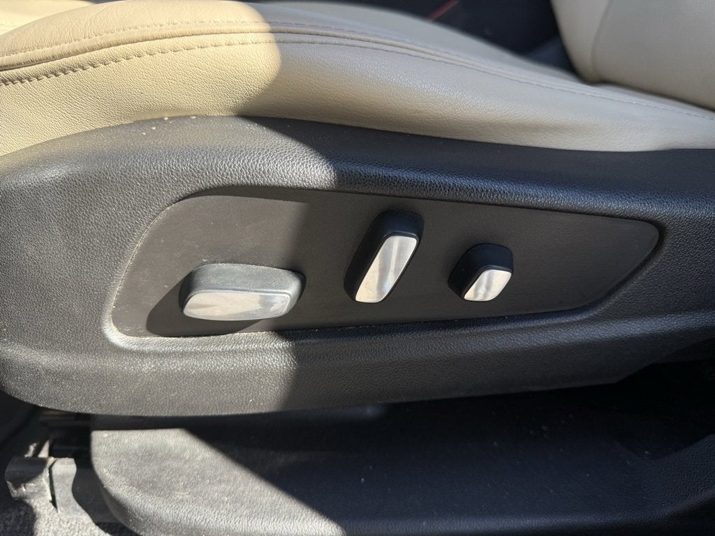 2019 Cadillac XT5 Luxury FWD