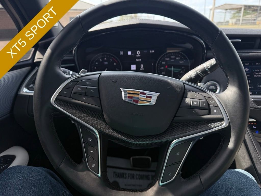 2025 Cadillac XT5 Sport