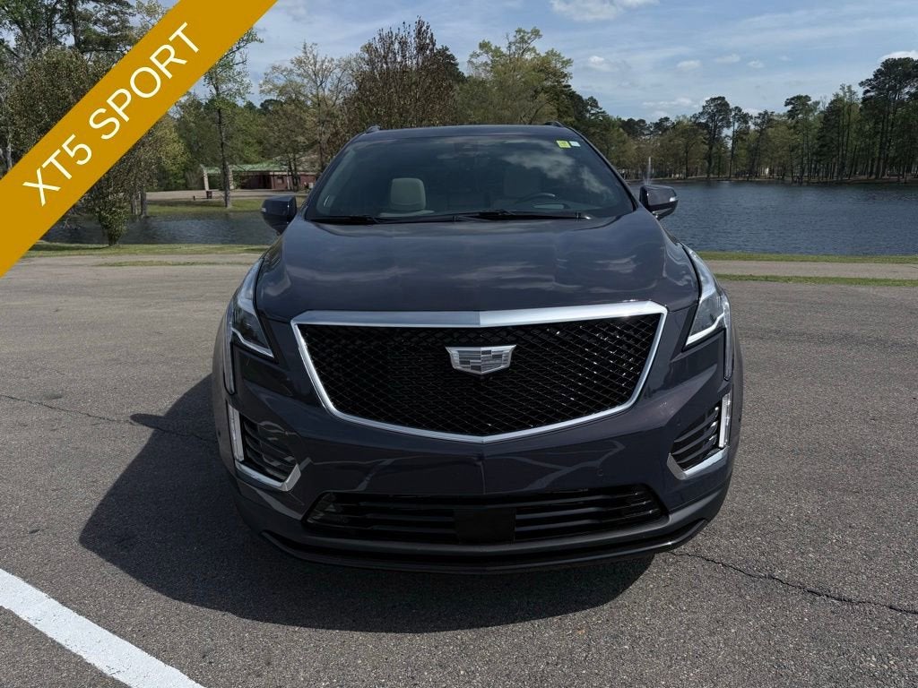 2025 Cadillac XT5 Sport