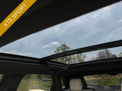 2025 Cadillac XT5 Sport