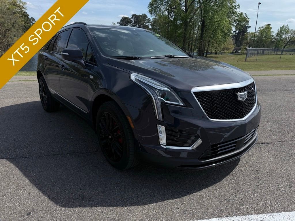 2025 Cadillac XT5 Sport