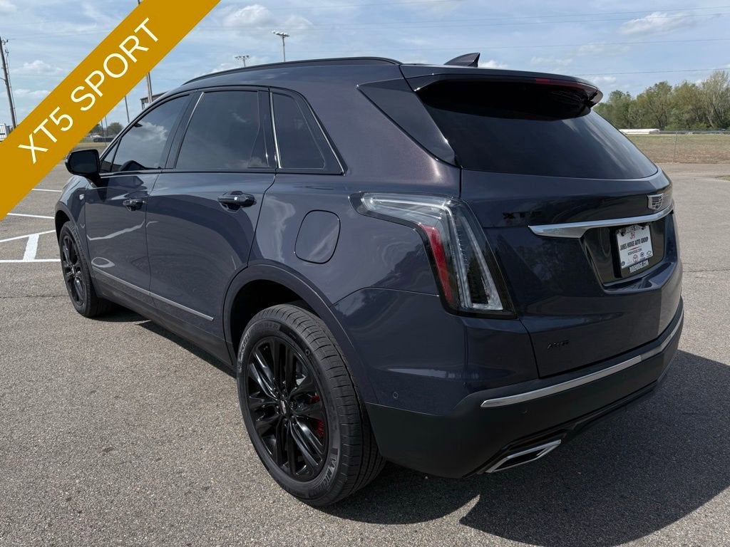 2025 Cadillac XT5 Sport