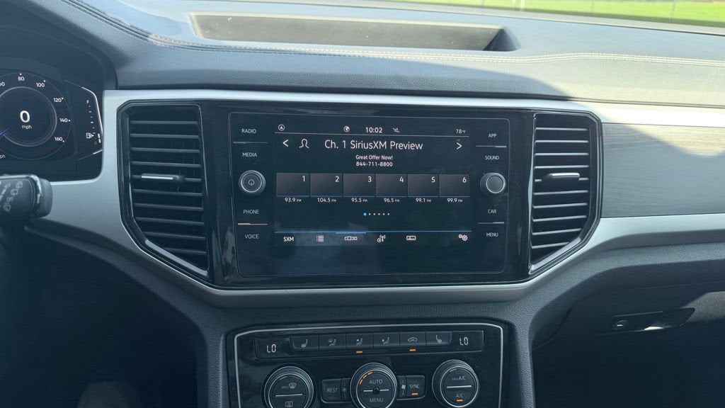 2022 Volkswagen Atlas 3.6L V6 SE w/Technology