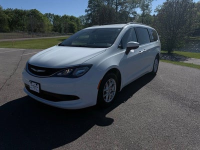 2021 Chrysler Voyager LXI