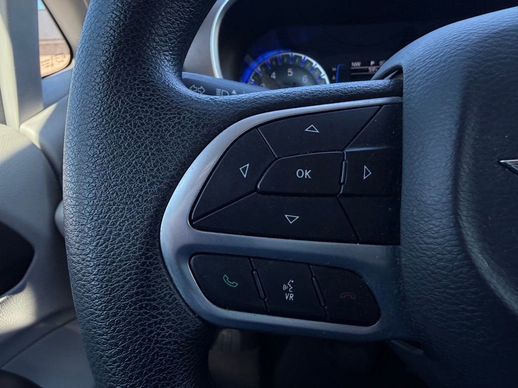 2021 Chrysler Voyager LXI