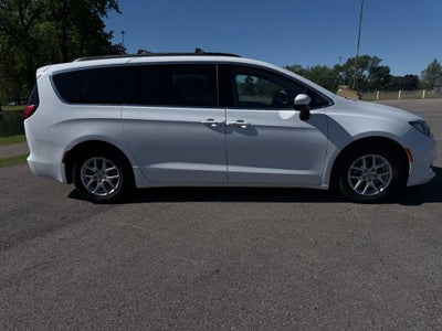 2021 Chrysler Voyager LXI