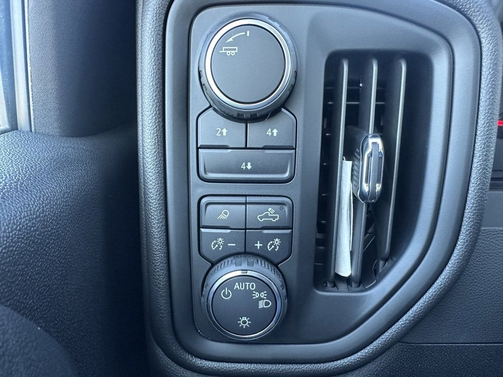 2025 Chevrolet Silverado 2500 HD Custom