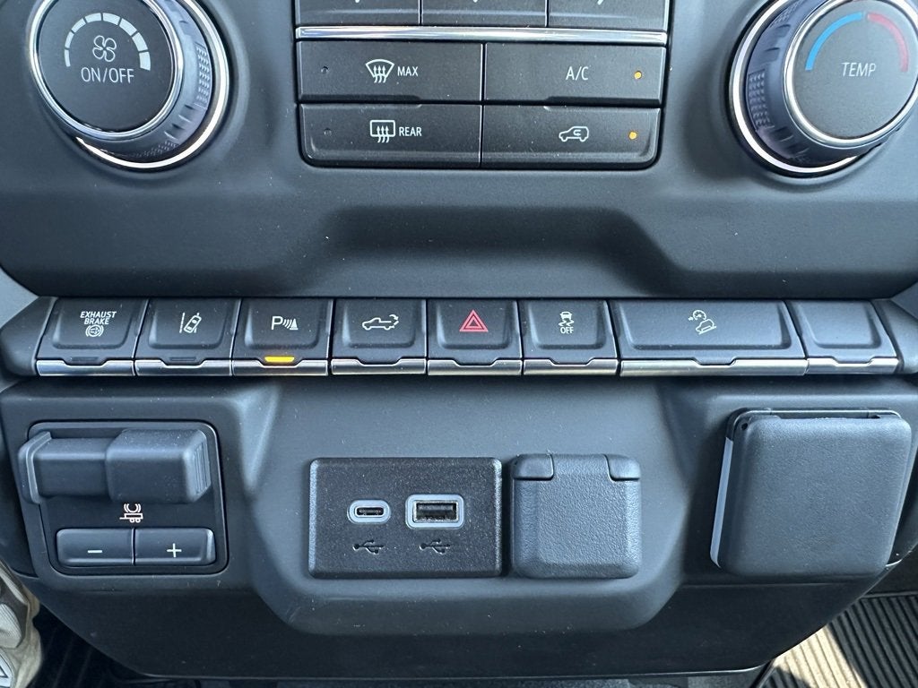 2025 Chevrolet Silverado 2500 HD Custom