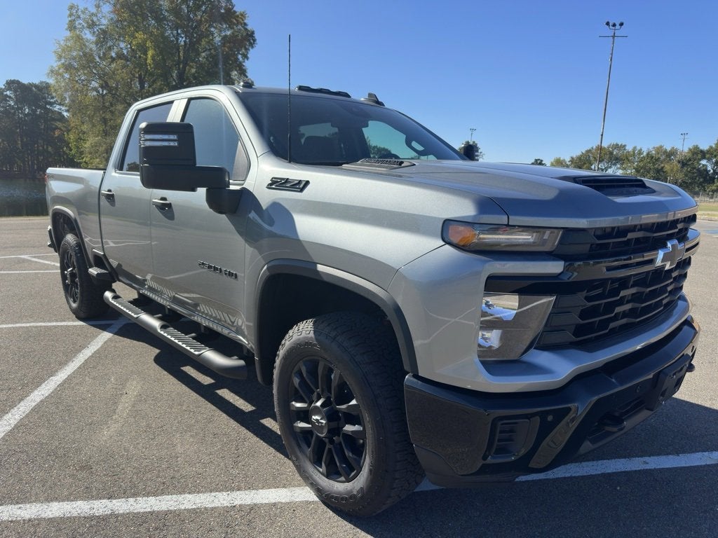 2025 Chevrolet Silverado 2500 HD Custom