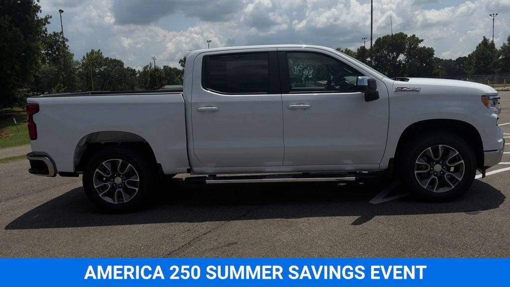 2026 Chevrolet Silverado 1500 LT - Photo 4
