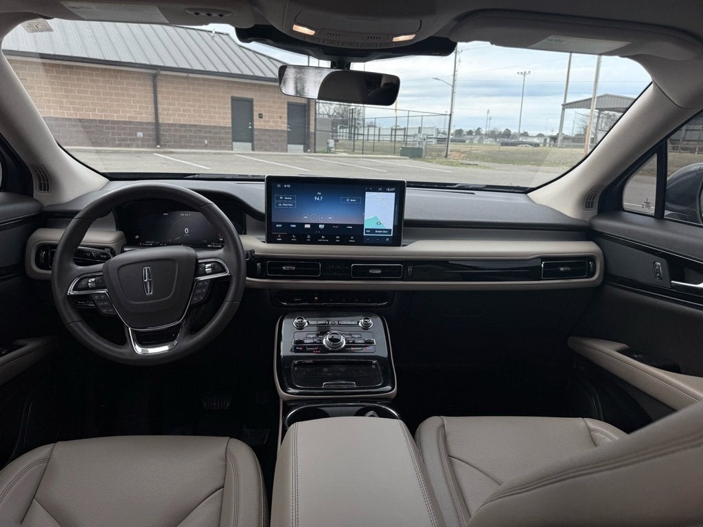 2023 Lincoln Nautilus Standard