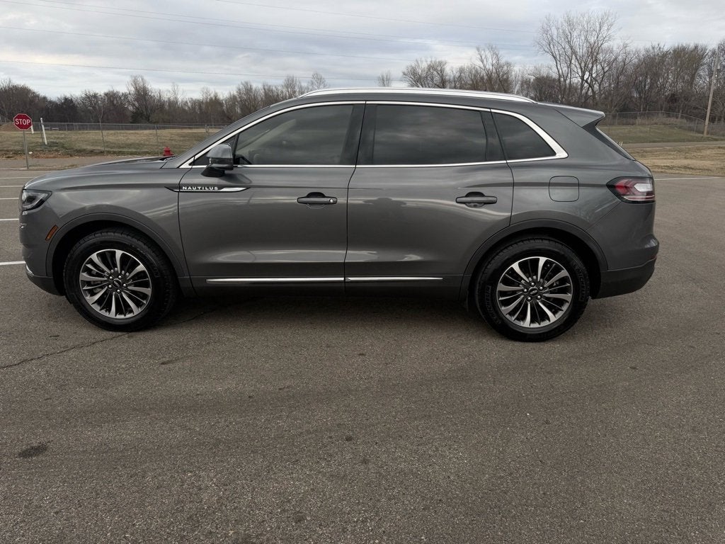 2023 Lincoln Nautilus Standard