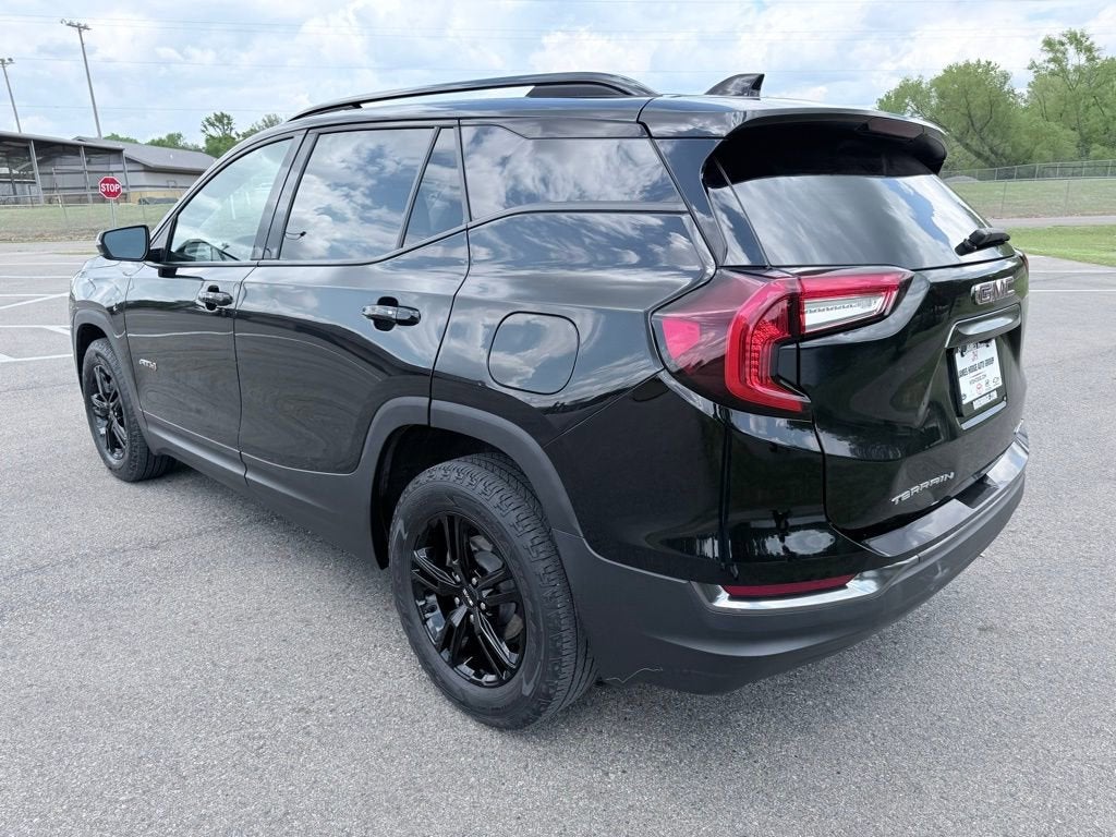 2023 GMC Terrain AT4