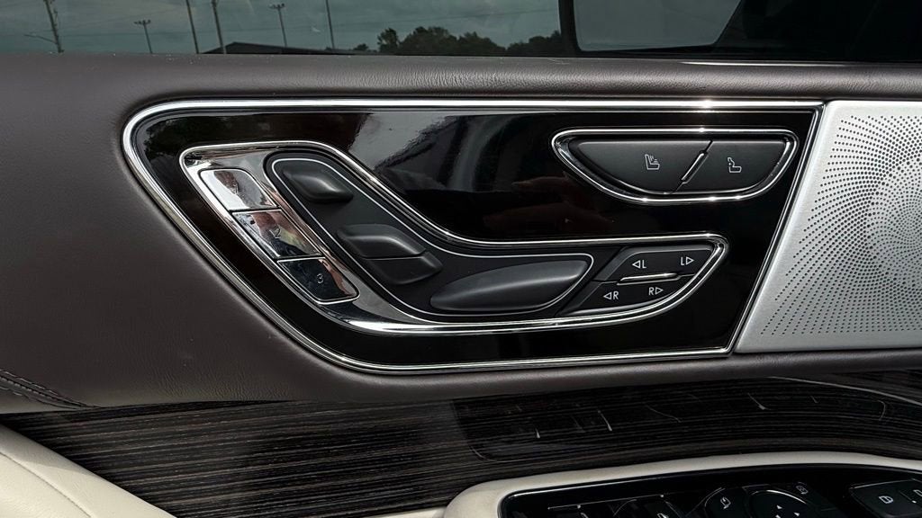 2024 Lincoln Navigator Black Label