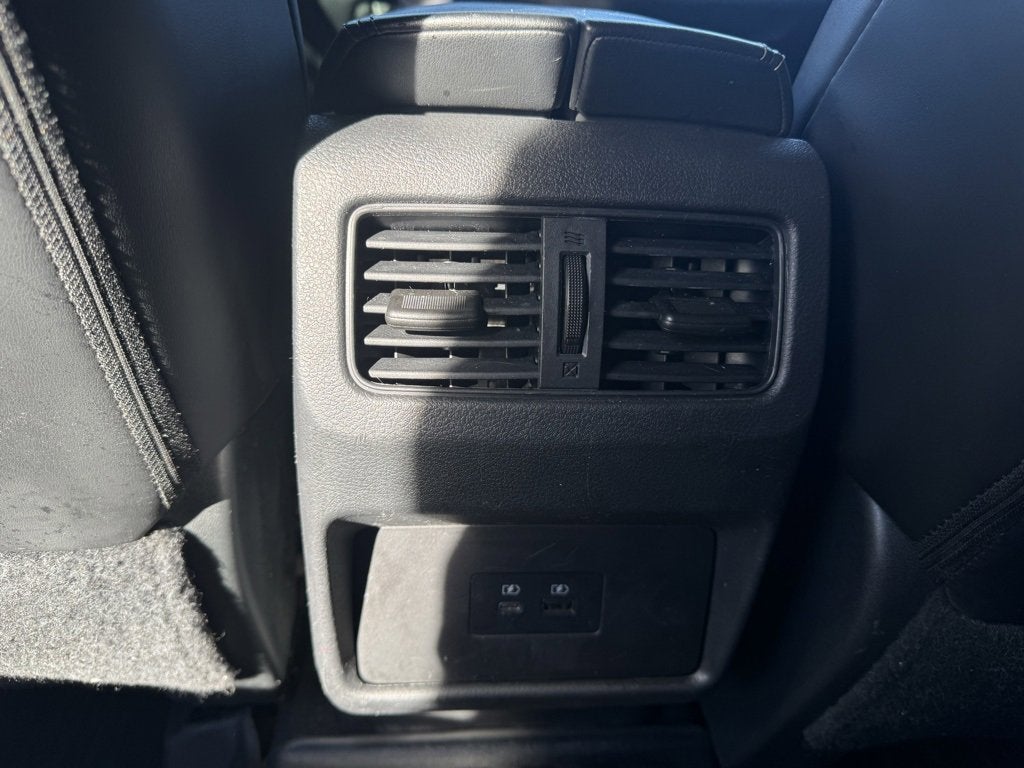 2022 Nissan Rogue SV FWD