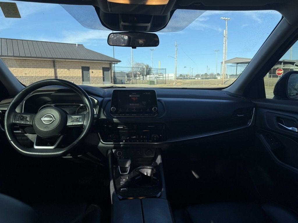 2022 Nissan Rogue SV FWD