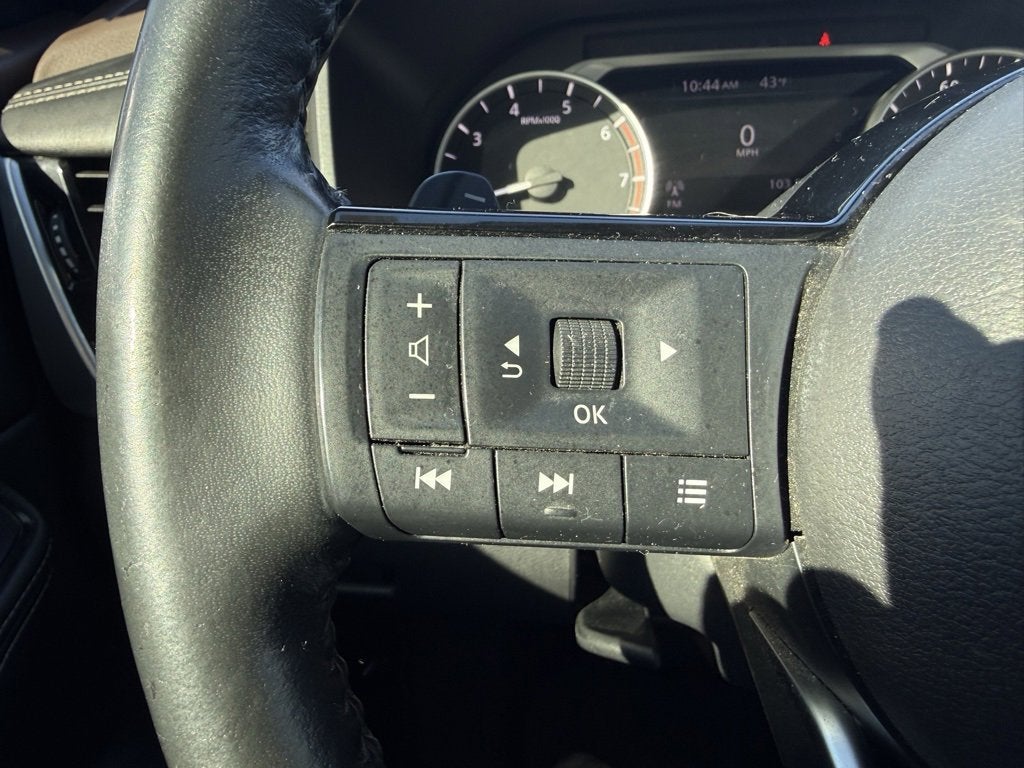 2022 Nissan Rogue SV FWD