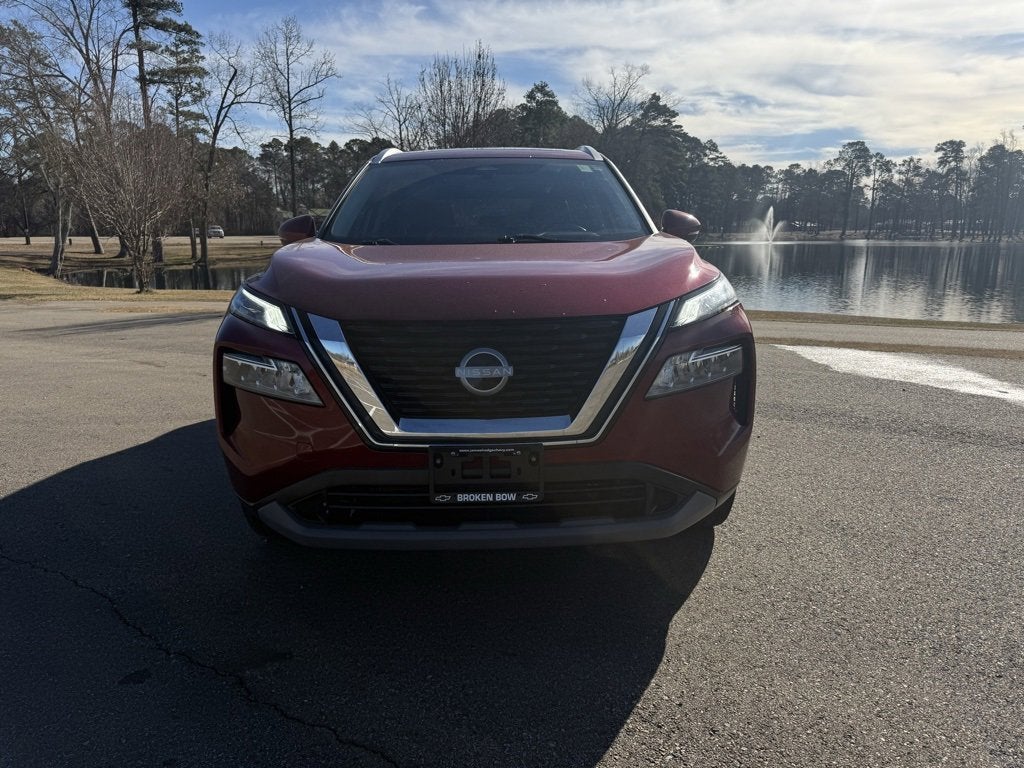 2022 Nissan Rogue SV FWD