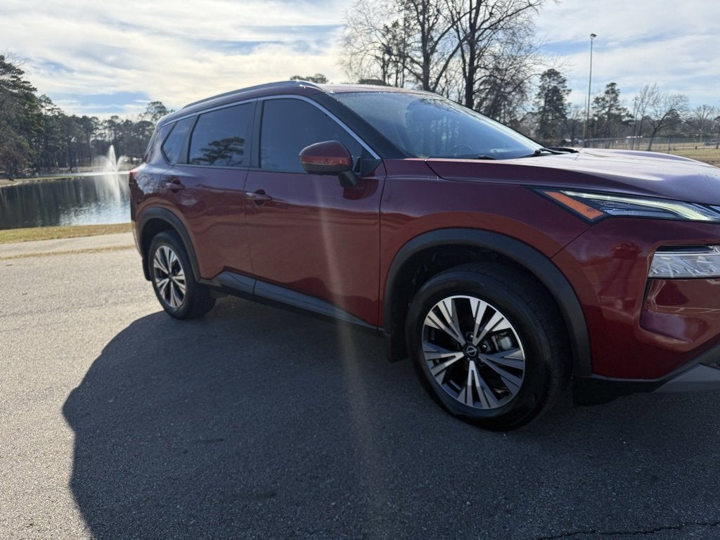2022 Nissan Rogue SV FWD