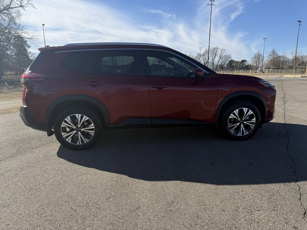 2022 Nissan Rogue SV FWD