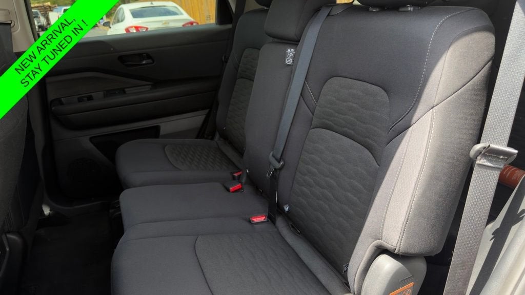 2025 Nissan Pathfinder S FWD