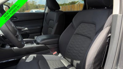 2025 Nissan Pathfinder S FWD