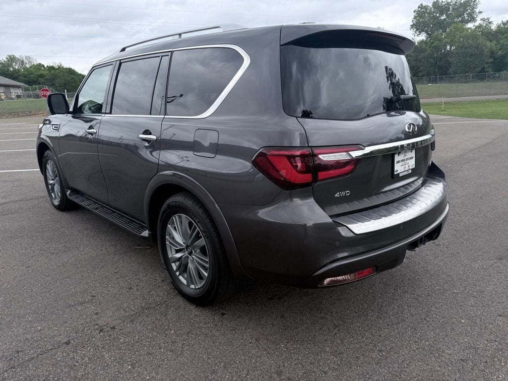 2024 INFINITI QX80 LUXE
