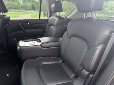 2024 INFINITI QX80 LUXE