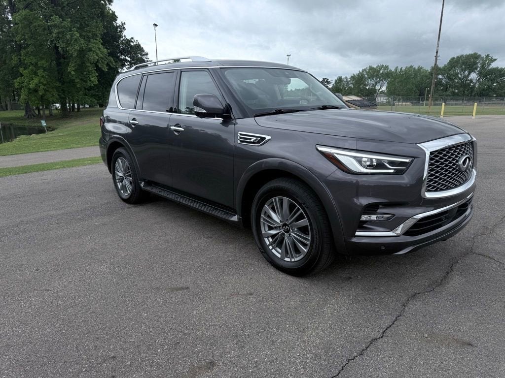 2024 INFINITI QX80 LUXE