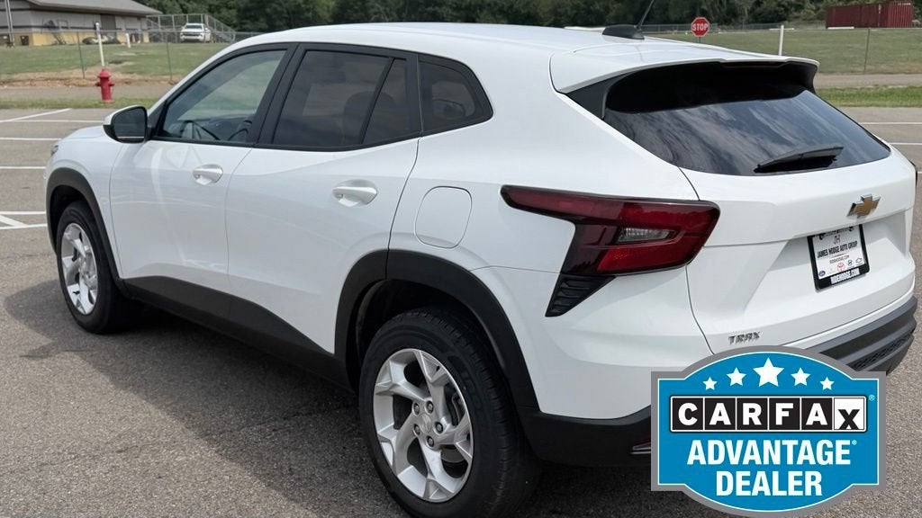 2025 Chevrolet Trax LS
