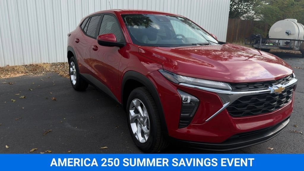 2026 Chevrolet Trax LS
