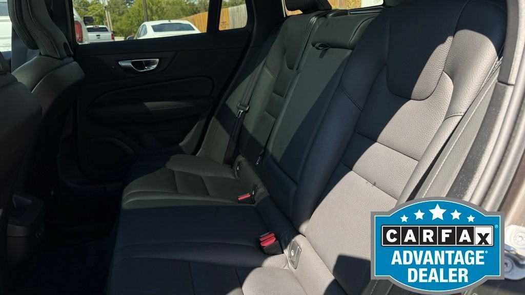 2025 Volvo V60 Cross Country Plus, B5 AWD Gas (mild hybrid)