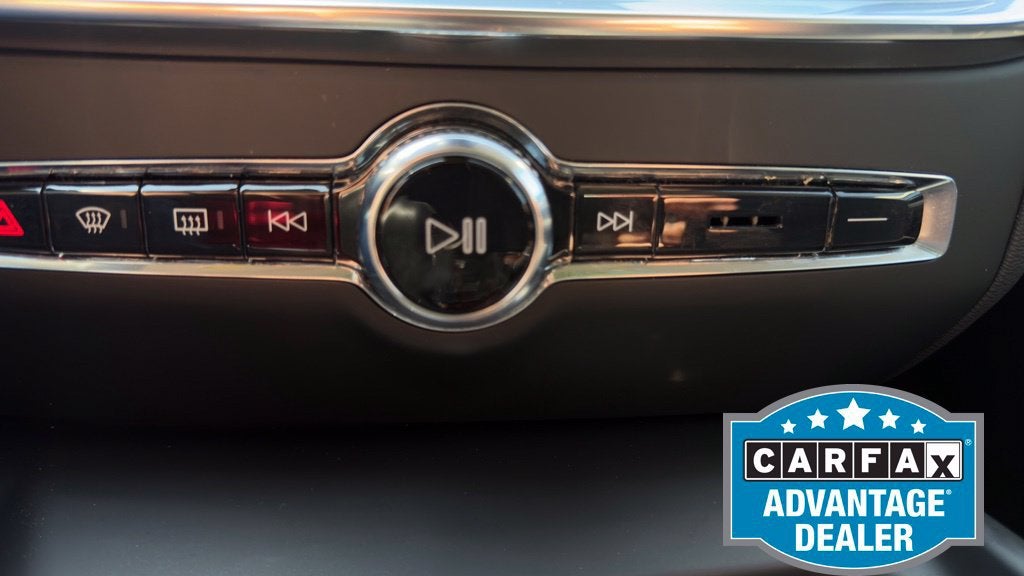 2025 Volvo V60 Cross Country Plus, B5 AWD Gas (mild hybrid)