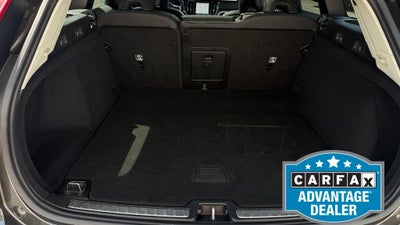 2025 Volvo V60 Cross Country Plus, B5 AWD Gas (mild hybrid)